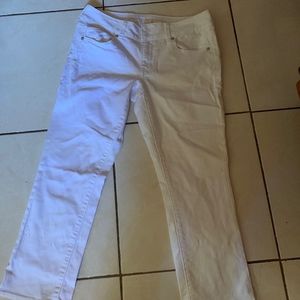 American eagle low rise non stretch crop jeans